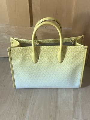 MICHAEL KORS OUTLET MIRELLA EW Medium Tote - MK Signature 35S4G7ZT2B623 - Thumbnail 3