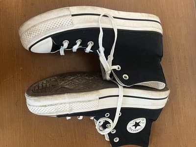 Converse Chuck Taylor All Star Platform Black Leather Sz 10.5 Women's ~READ - Thumbnail 2