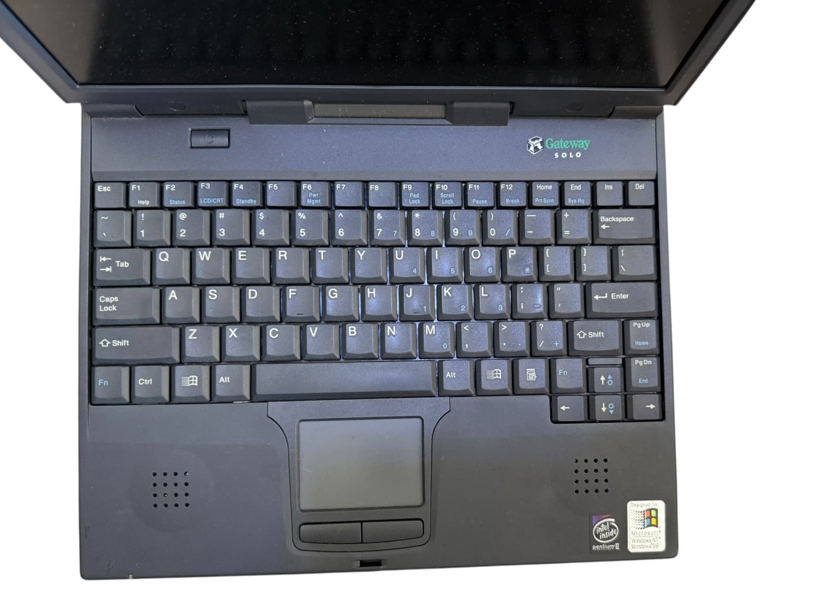 Vintage Gateway Solo 2550 13.3" Pentium II Windows 98 Laptop Only Untested - Thumbnail 2