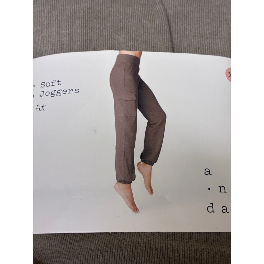 A New Day Super Soft Cargo Joggers Relaxed Fit Pocket 1 Pair Size XL - Thumbnail 3