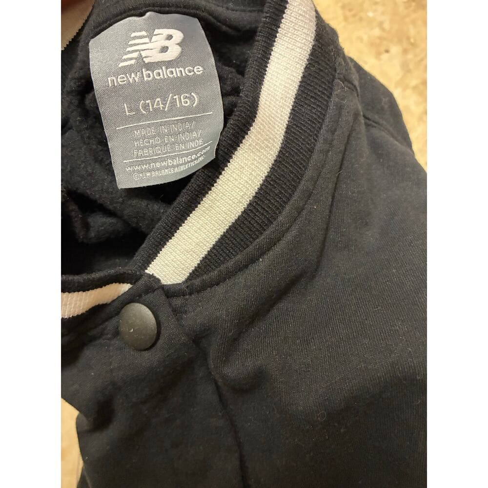New Balance Black & White Track Sweat Suit Top 14/16 Bottom 10/12 - Thumbnail 4