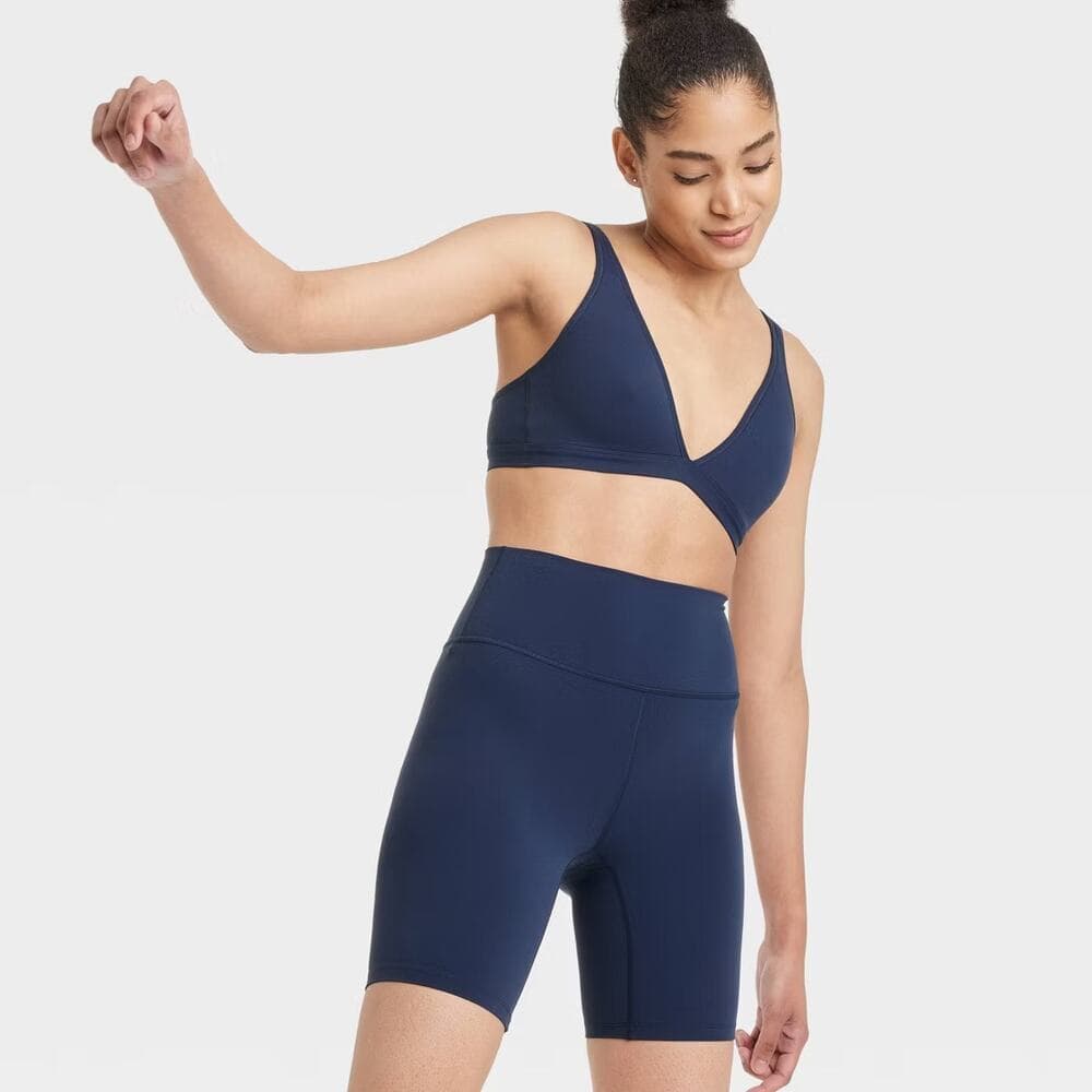 Everyday Soft Ultra High-Rise Bike Shorts 6” Inseam - All In Motion Navy Blue L - Thumbnail 2