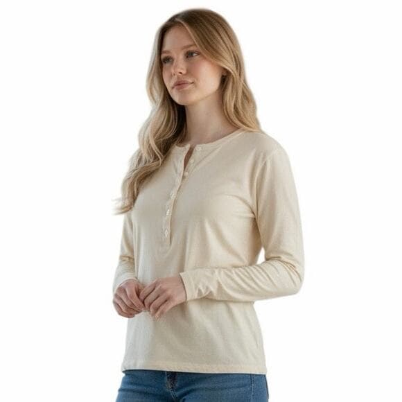 Universal thread Women’s Long Sleeve Top With 6 Buttons On it Size Large - Thumbnail 7