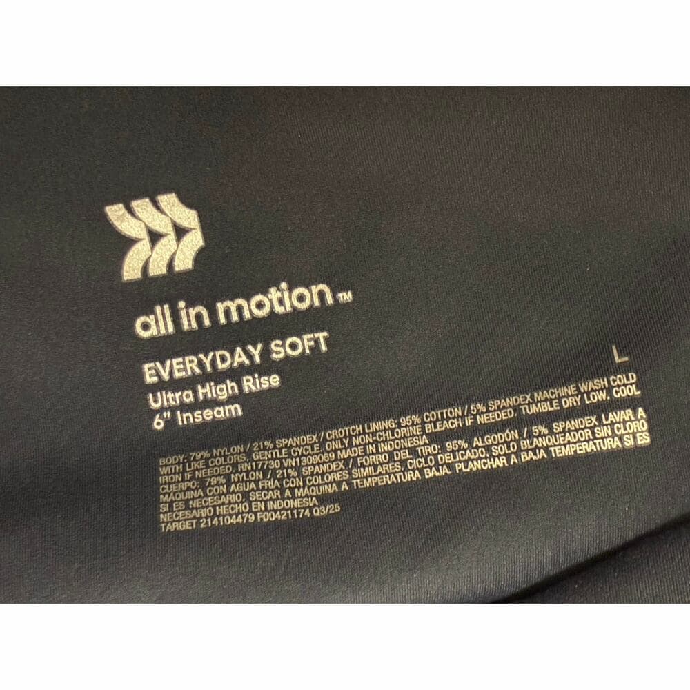 Everyday Soft Ultra High-Rise Bike Shorts 6” Inseam - All In Motion Navy Blue L - Thumbnail 4