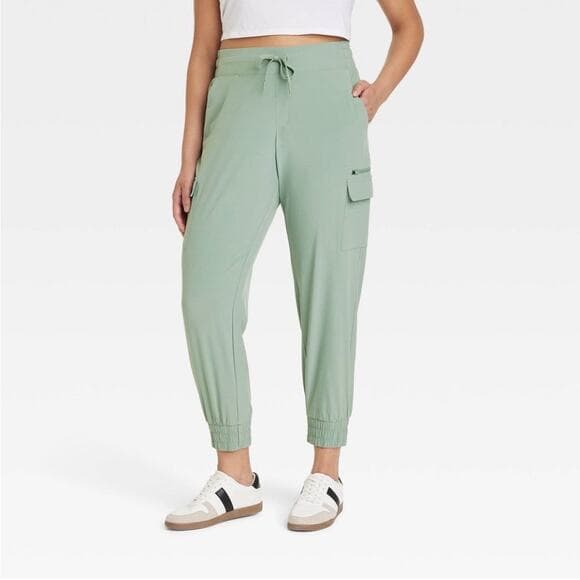 Women's Active Light Mid-Rise Cargo Joggers - All In Motion - Thumbnail 10