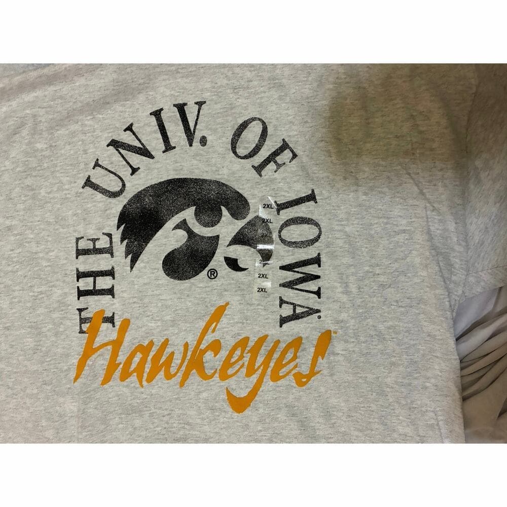 The University Of Iowa Hawkeyes Gray Women’s T-shirt Size 2XL - Thumbnail 2