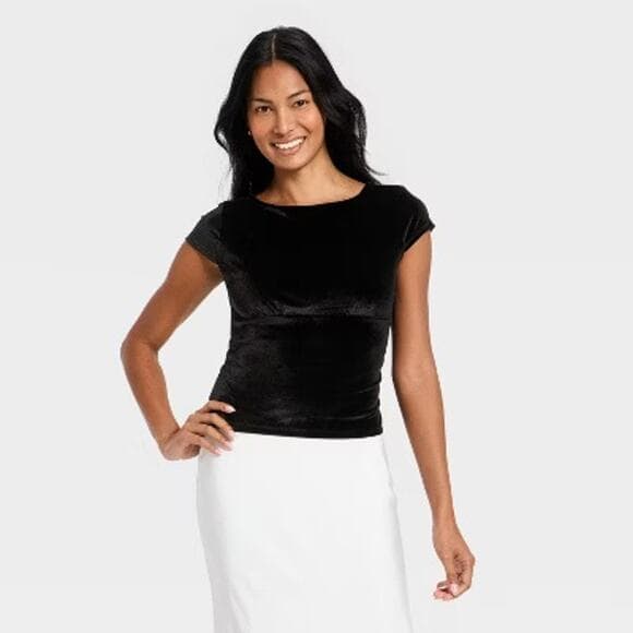 A New Day Black Women’s black velvet ruched top Size XL - Thumbnail 5