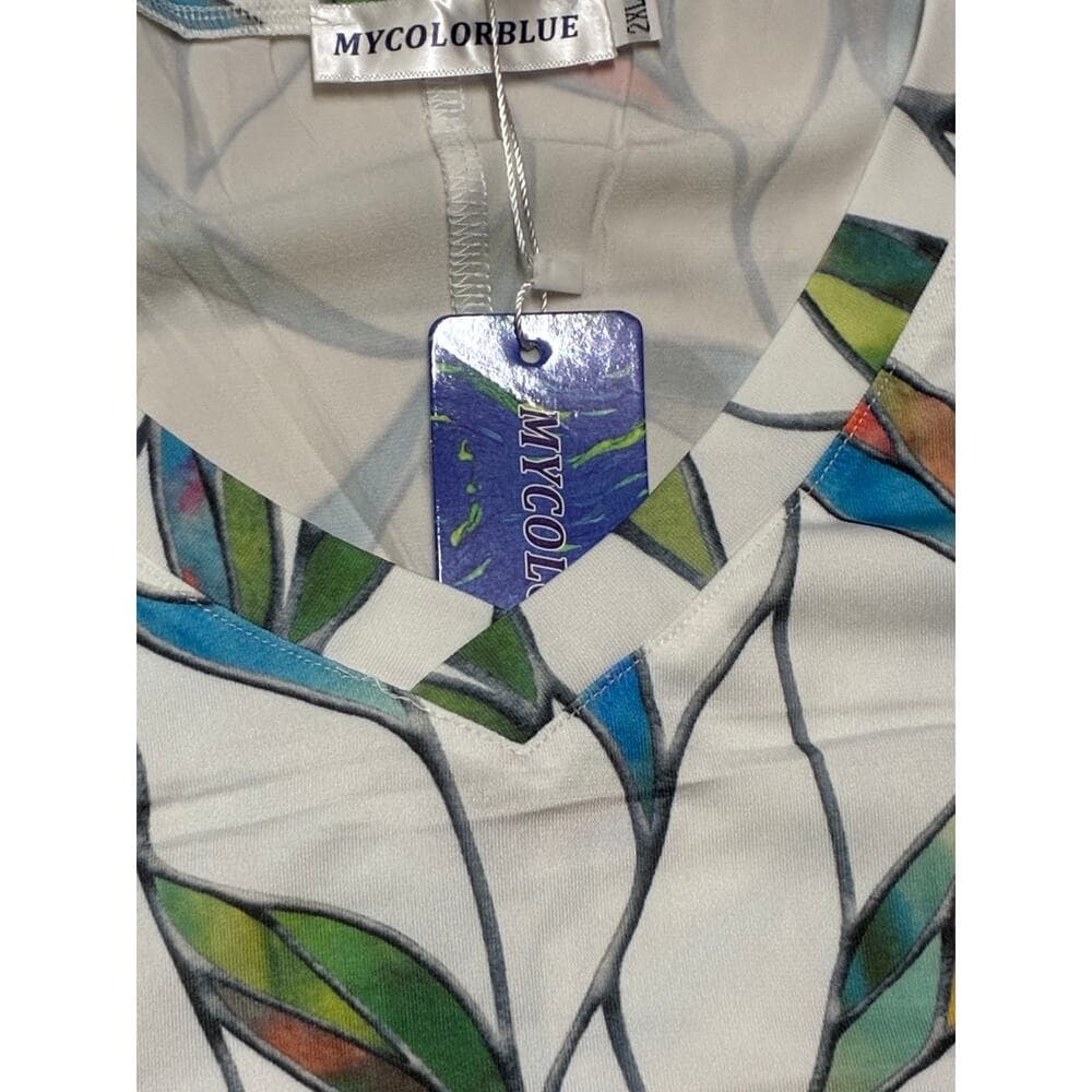 My Color Blue Women’s Shirt With Colorful Leaves On It Size XXL - Thumbnail 2