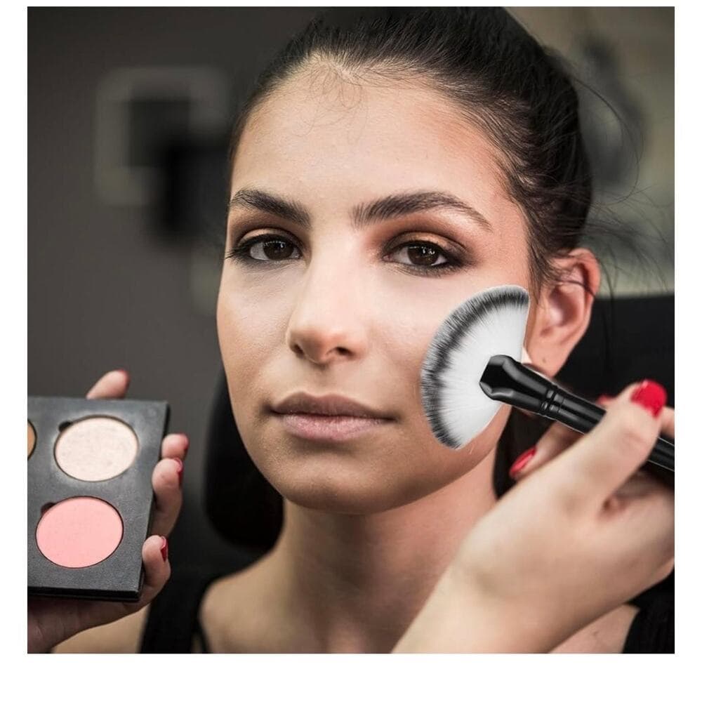 2 Pcs Facial Fan Brush, Fluffy Fan Makeup Brush Soft Finishing Powder Brush - Thumbnail 2