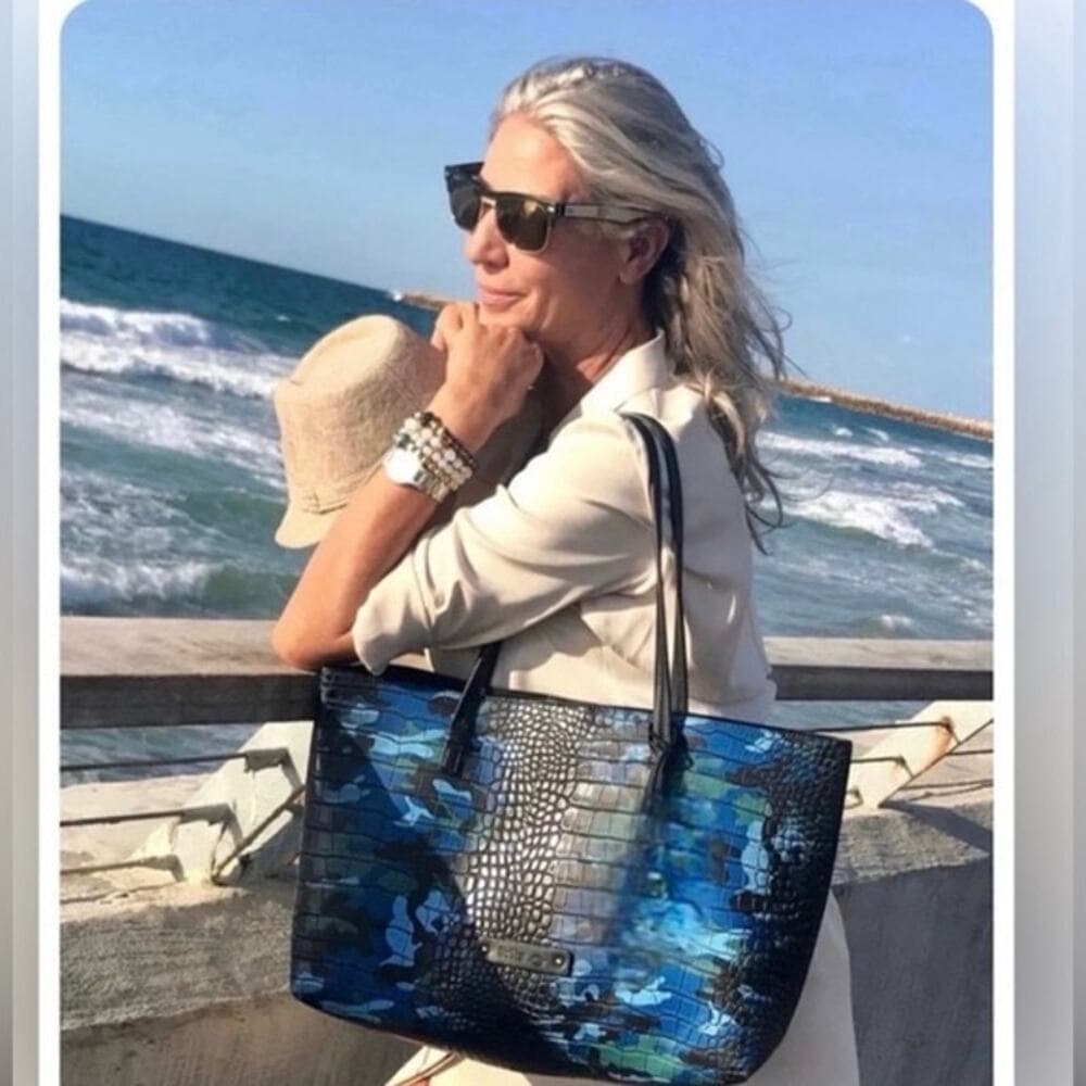 De Vesi L'Amour Crocodile Embossed Blue Camouflage Tote Bag 16”W X 11”L - Thumbnail 2