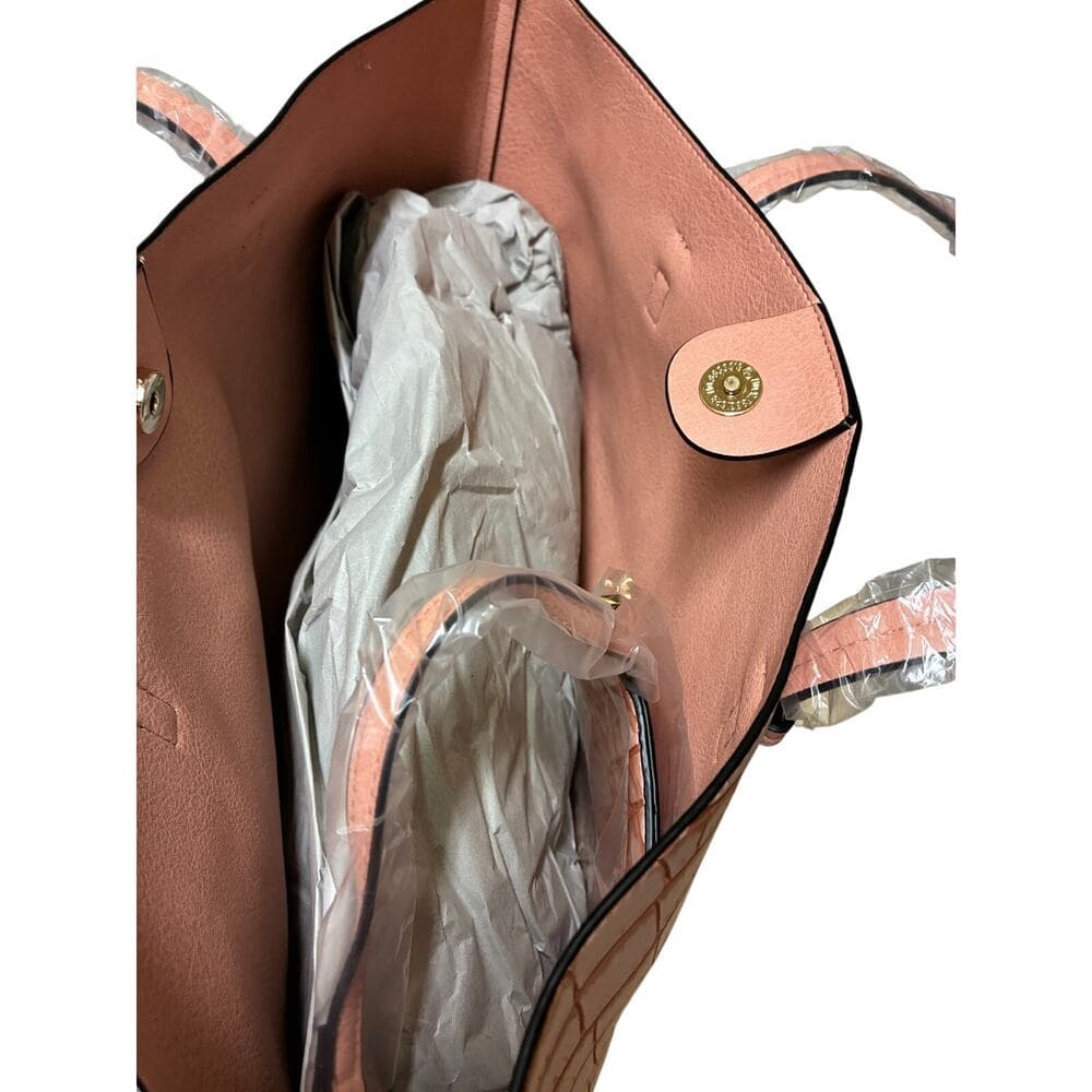 De Vesi Blush Crocodile Pattern Tote Bag. Pink Rose 16”W X 11”L - Thumbnail 2