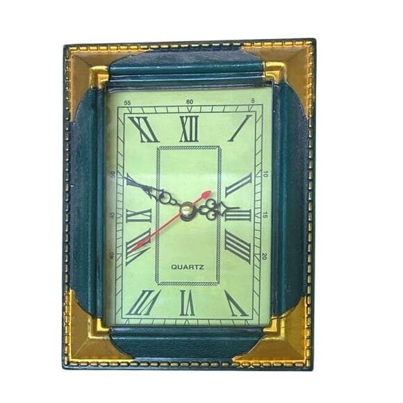 vintage decorative shadow box style tabletop clock. Quartz - Thumbnail 6