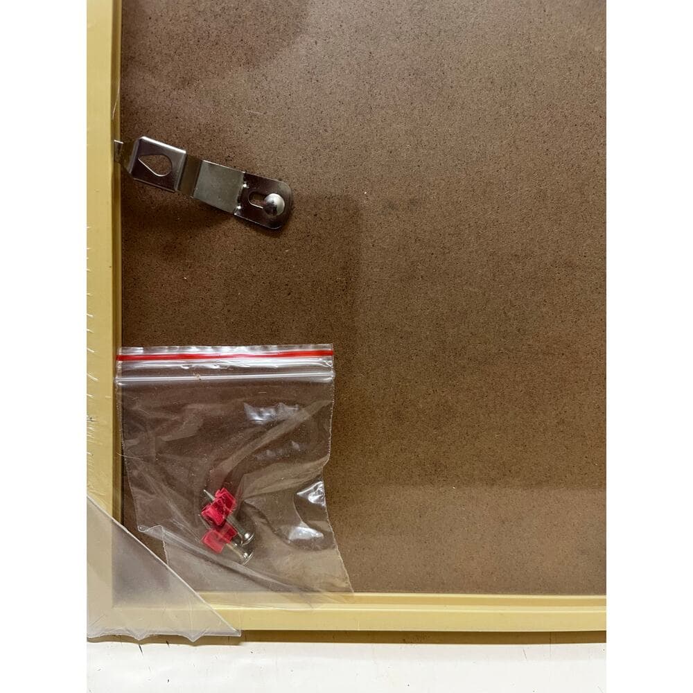 Reminder Picture Flame 12 X 16” - 30.4 X 40.6 cm With Gold Flame - Thumbnail 2