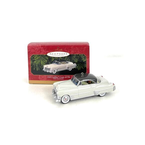 Hallmark Keepsake 1949 Cadillac Coupe deVille 50th Anniversary Ornament 1999 - Thumbnail 9