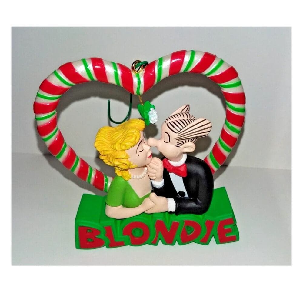 1999 Carlton Cards Heirloom Collection BLONDIE & DAGWOOD "Smooch" Xmas ornament - Thumbnail 2