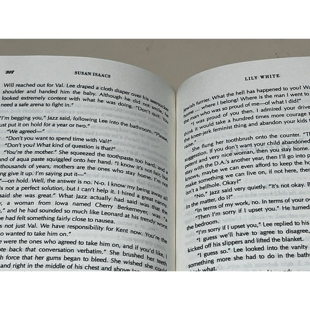 Lily White Susan Isaacs Hardcover Book - Thumbnail 3