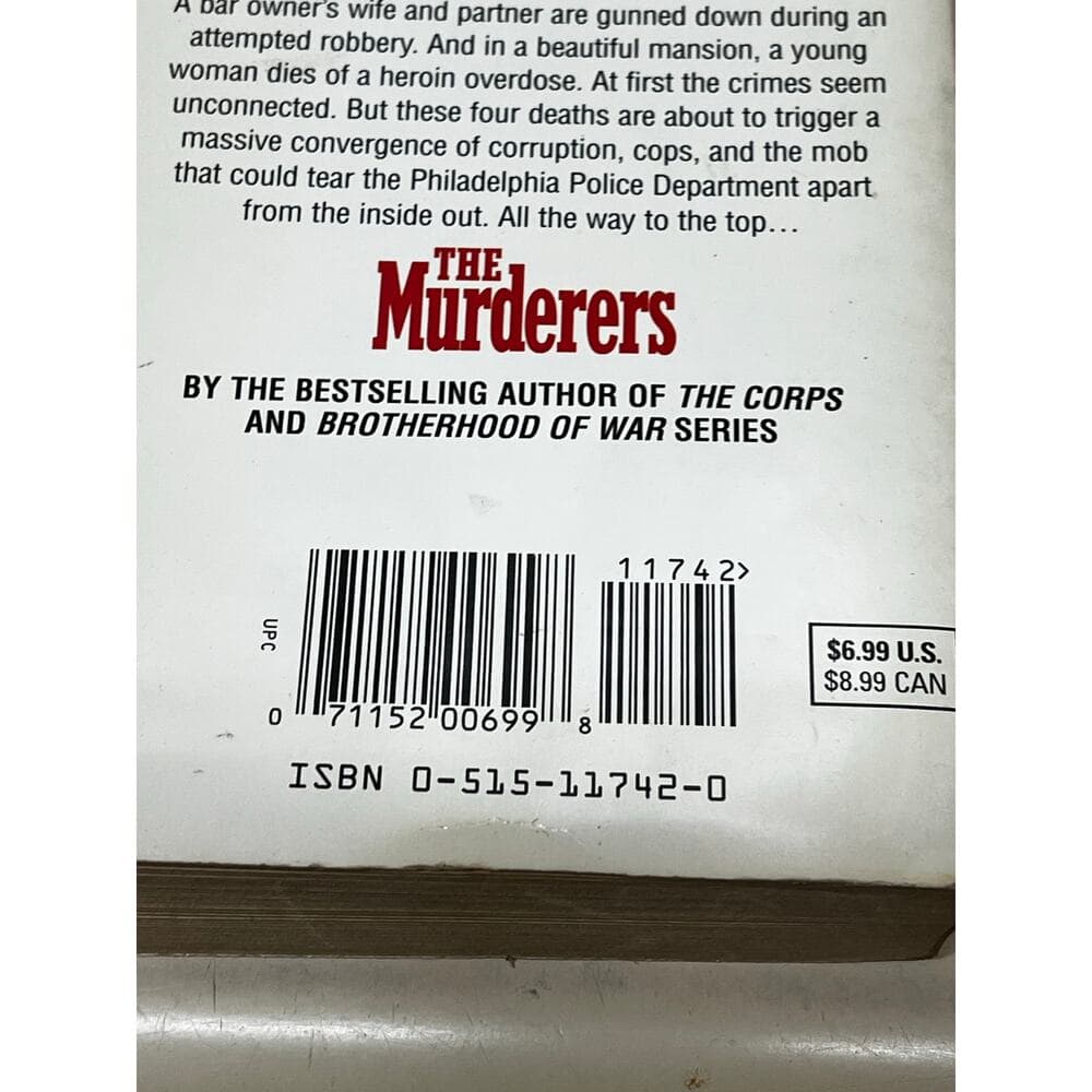 The Murderers Badge of Honor Book 6 W.E.B Griffin PaperBook - Thumbnail 3