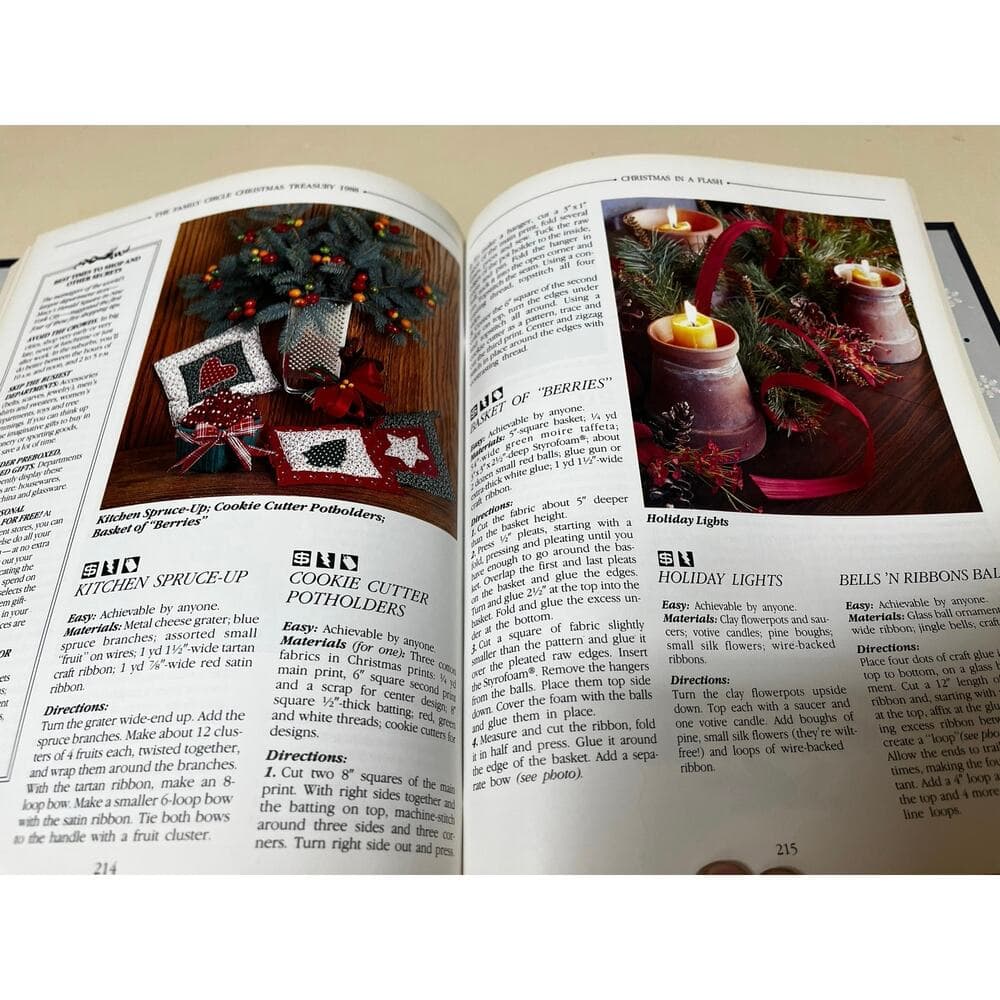 1988 Family Circle Christmas Treasury Hardcover Book - Thumbnail 3