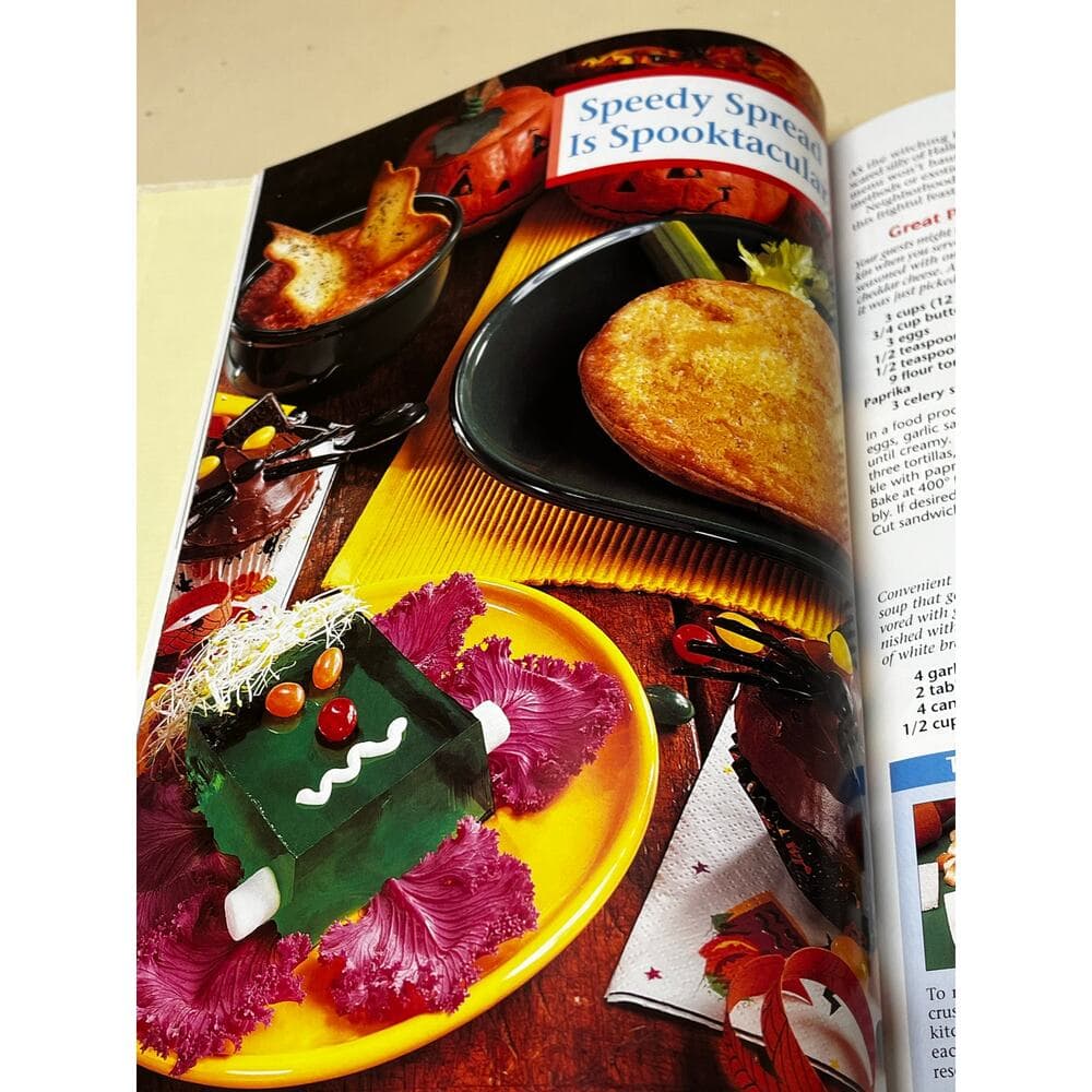 Taste of Home's 1999 Quick Cooking Annual Recipes Hardcover Book - Thumbnail 5