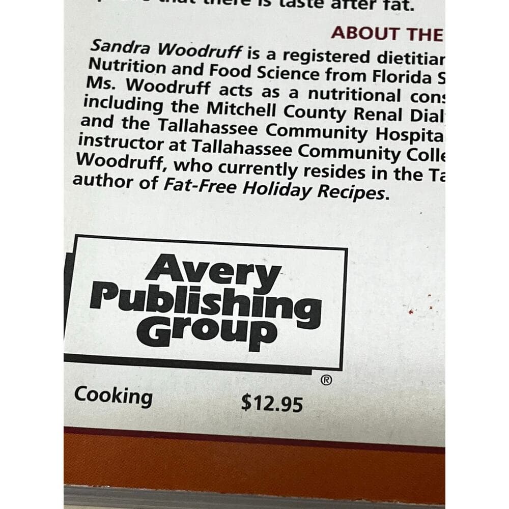 Fat-Free Baking Sandra Woodruff RD Paperbook - Thumbnail 3