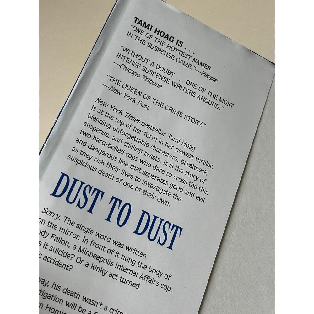 Dust to Dust Hardcover Book Tami Hoag - Thumbnail 3