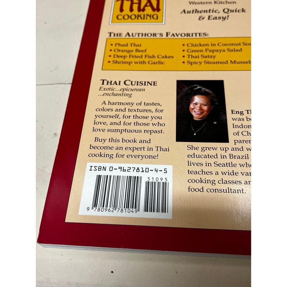Delightful Thai Cooking Softcover Book - Thumbnail 3