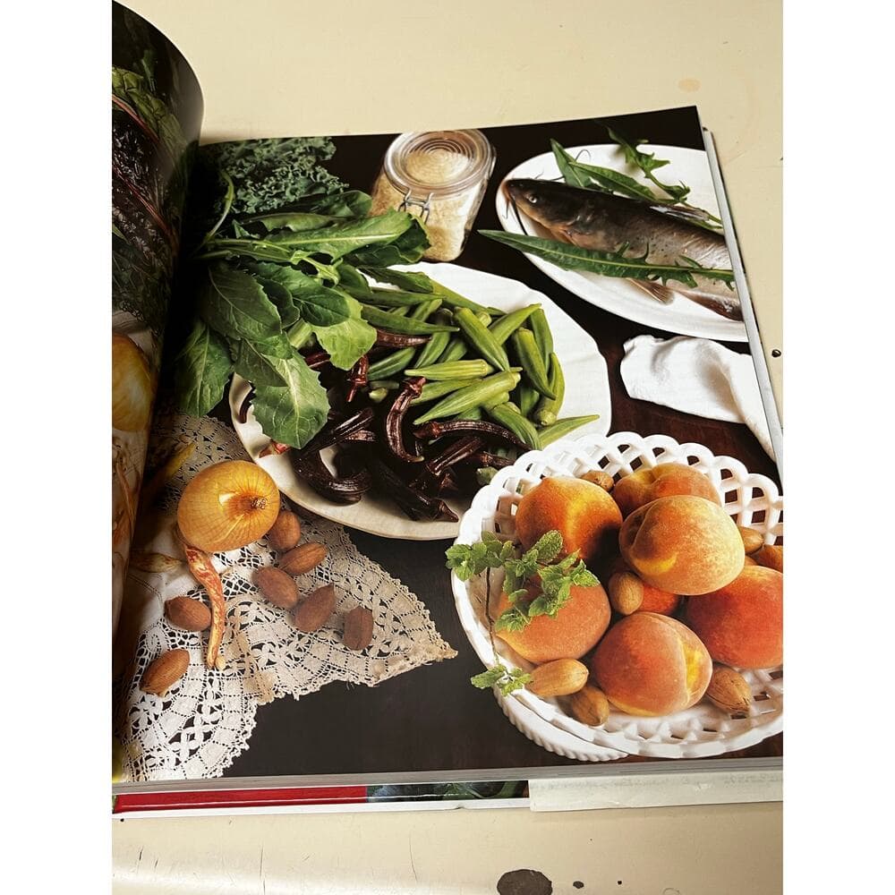 America's Kitchen : Traditional and Contemporary Regional Cooking Featuring - Thumbnail 5