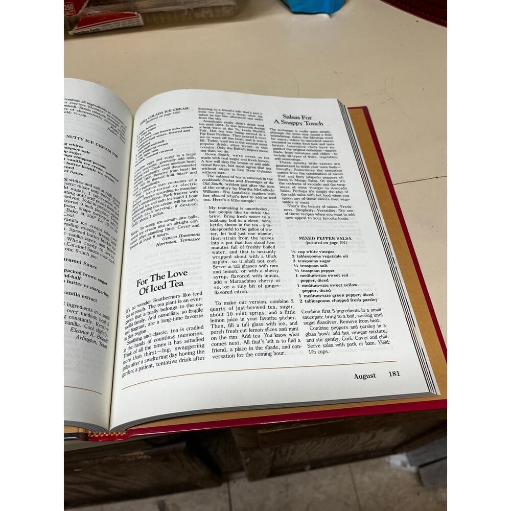 Southern Living 1991 Annual Recipes (Southern Living Annual Recipes) (Hardcover) - Thumbnail 3