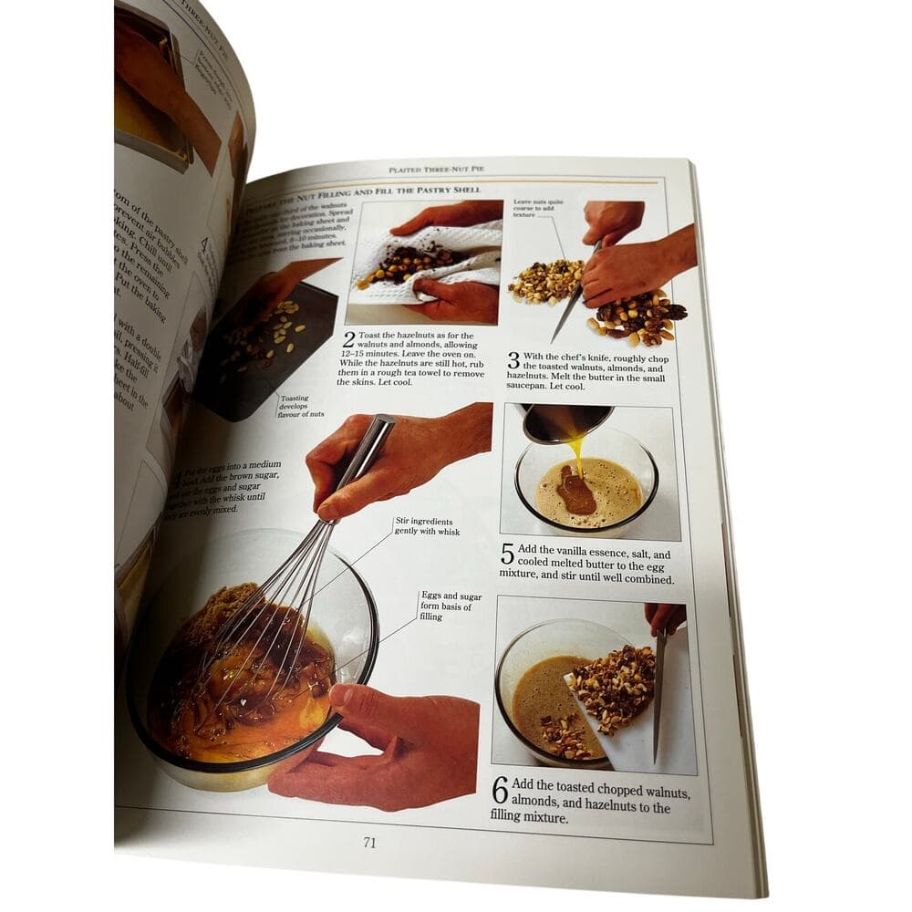 Pies and Tarts (Perfect Step-by-step Cookbooks) - Thumbnail 2