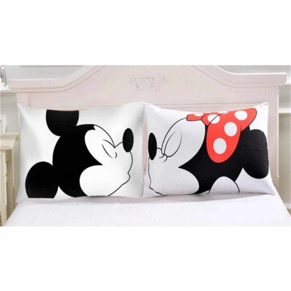 Mickey Mouse Couple 3 pcs 51X75X2 fitted Sheet With Zipper - Thumbnail 3