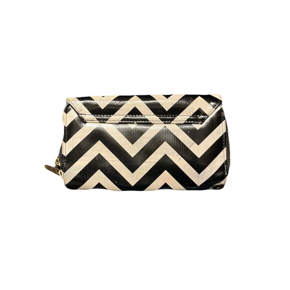 Women’s Black & White Wallet 5” L X 8” W - Thumbnail 2