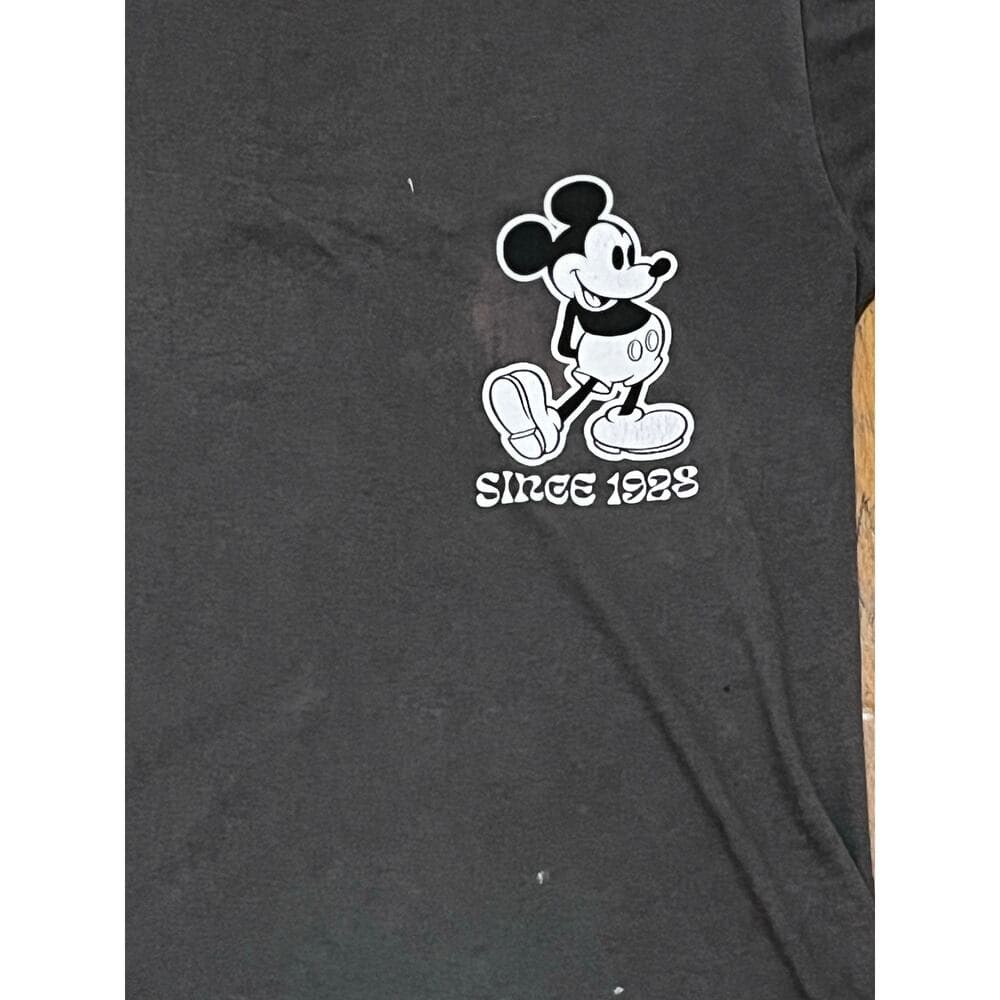 Mickey Mouse Since 1928 Gray Men’s T-Shirt Size Medium