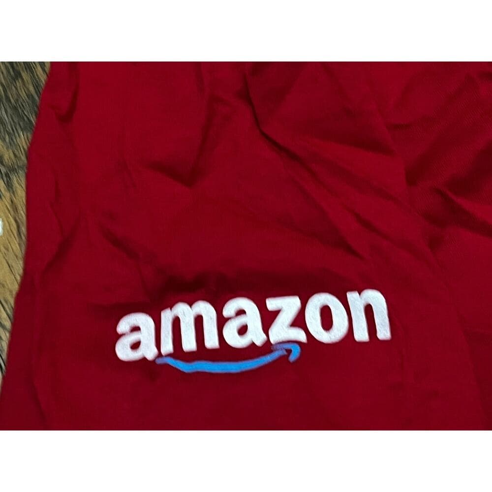 Custom Ink Men’s Red T-Shirt Size Medium - Thumbnail 3