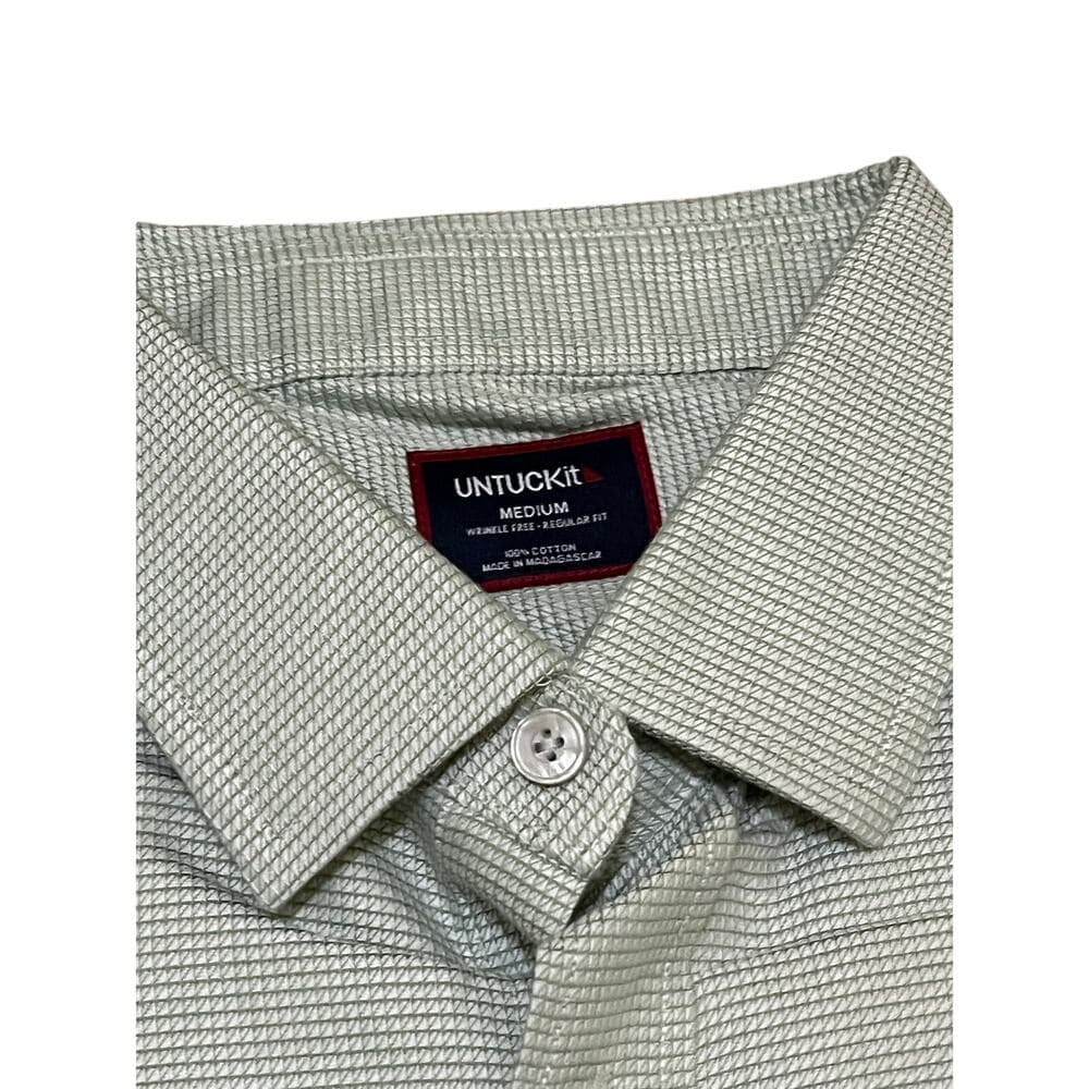 Untuckit Men’s Green Button Down Size Medium - Thumbnail 2