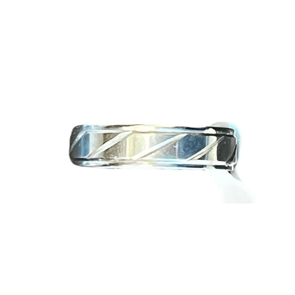 Stainless Steel Men’s Ring With Strips Brand New Size 20 - Thumbnail 4