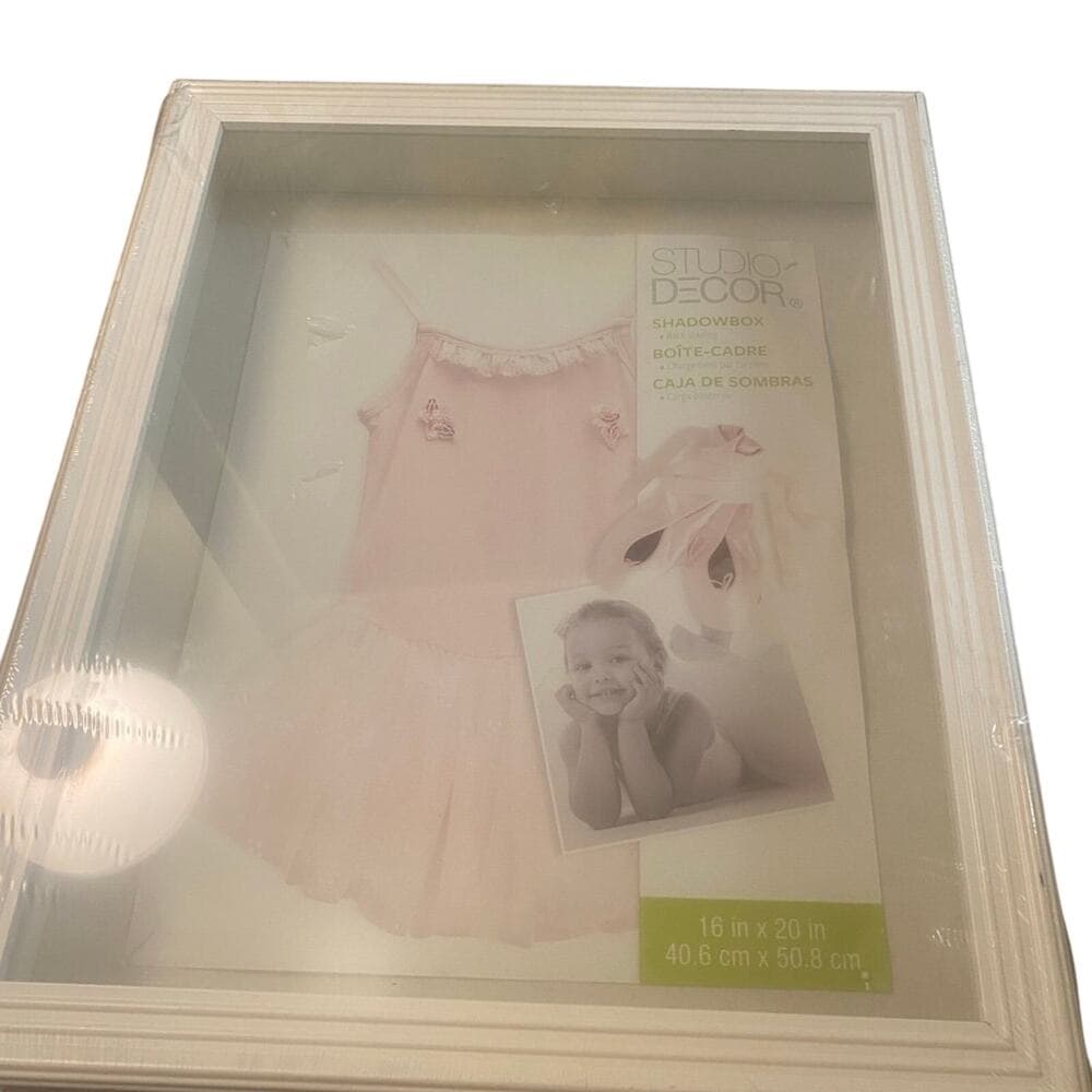 White 16" x 20" Shadow Box by Studio Décor - Thumbnail 2