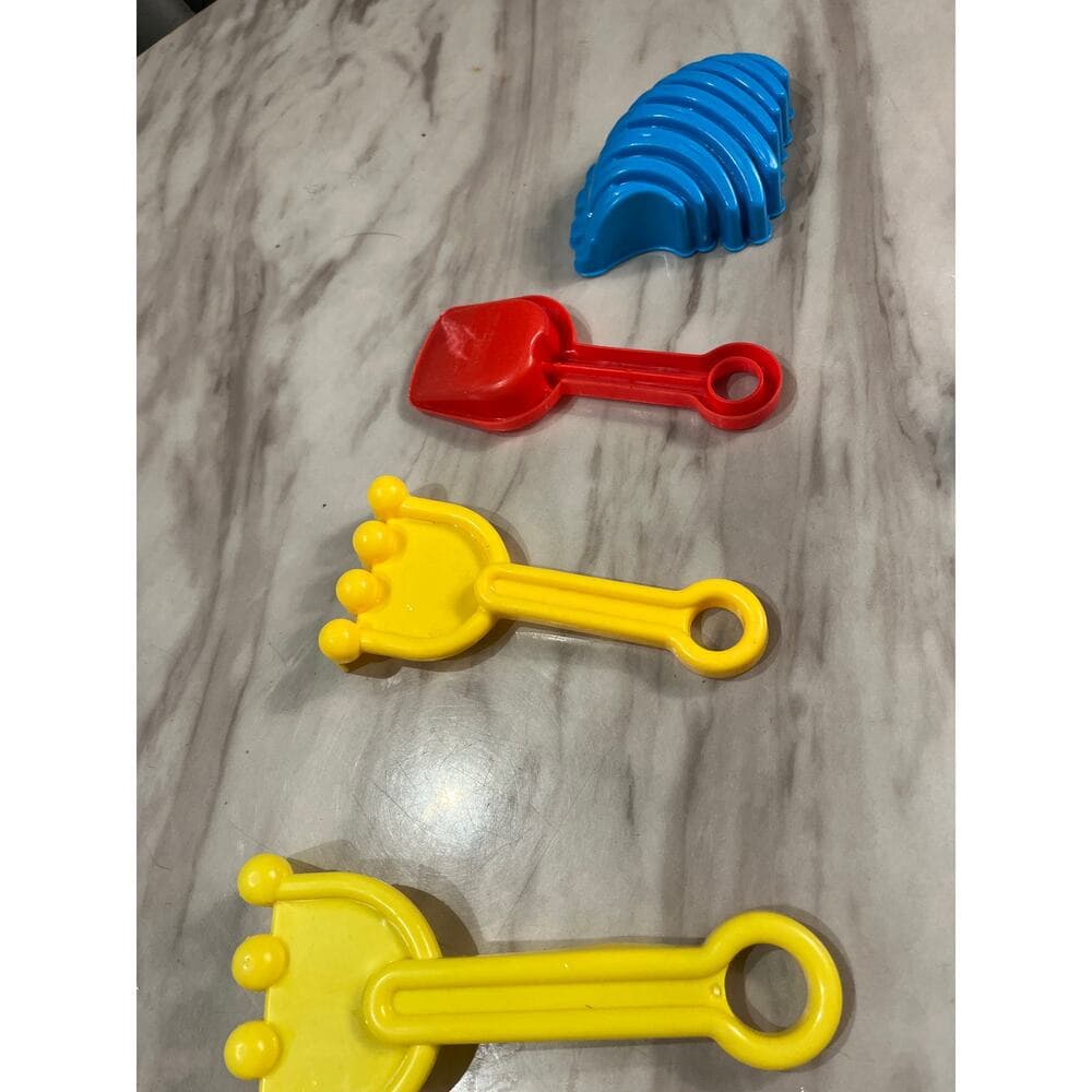 11 piece sand Playset - Thumbnail 4