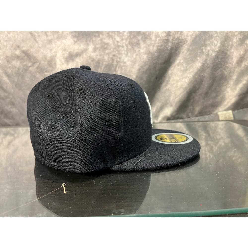 Kids New Era Hat Size 6 3/4 Navy Yankee - Thumbnail 3