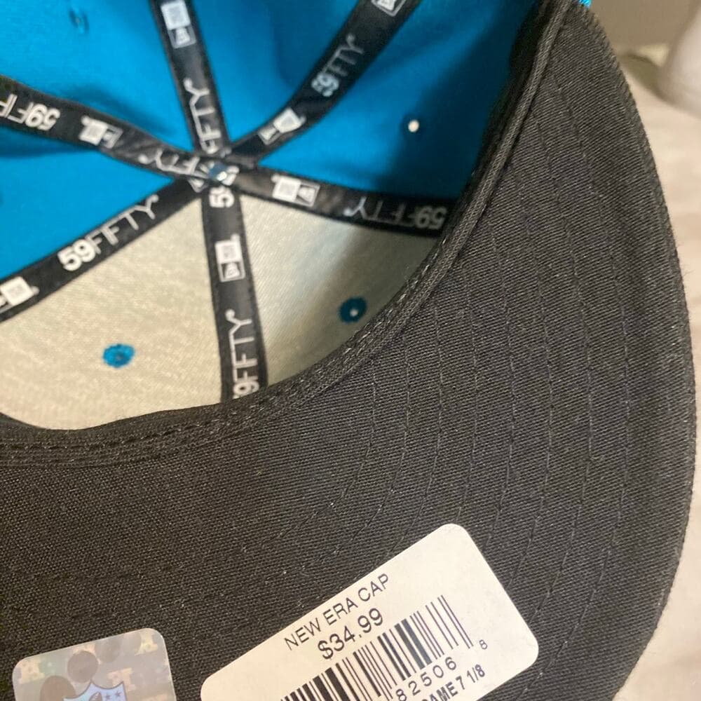New Era Hat Size 7 1/8 - Thumbnail 5