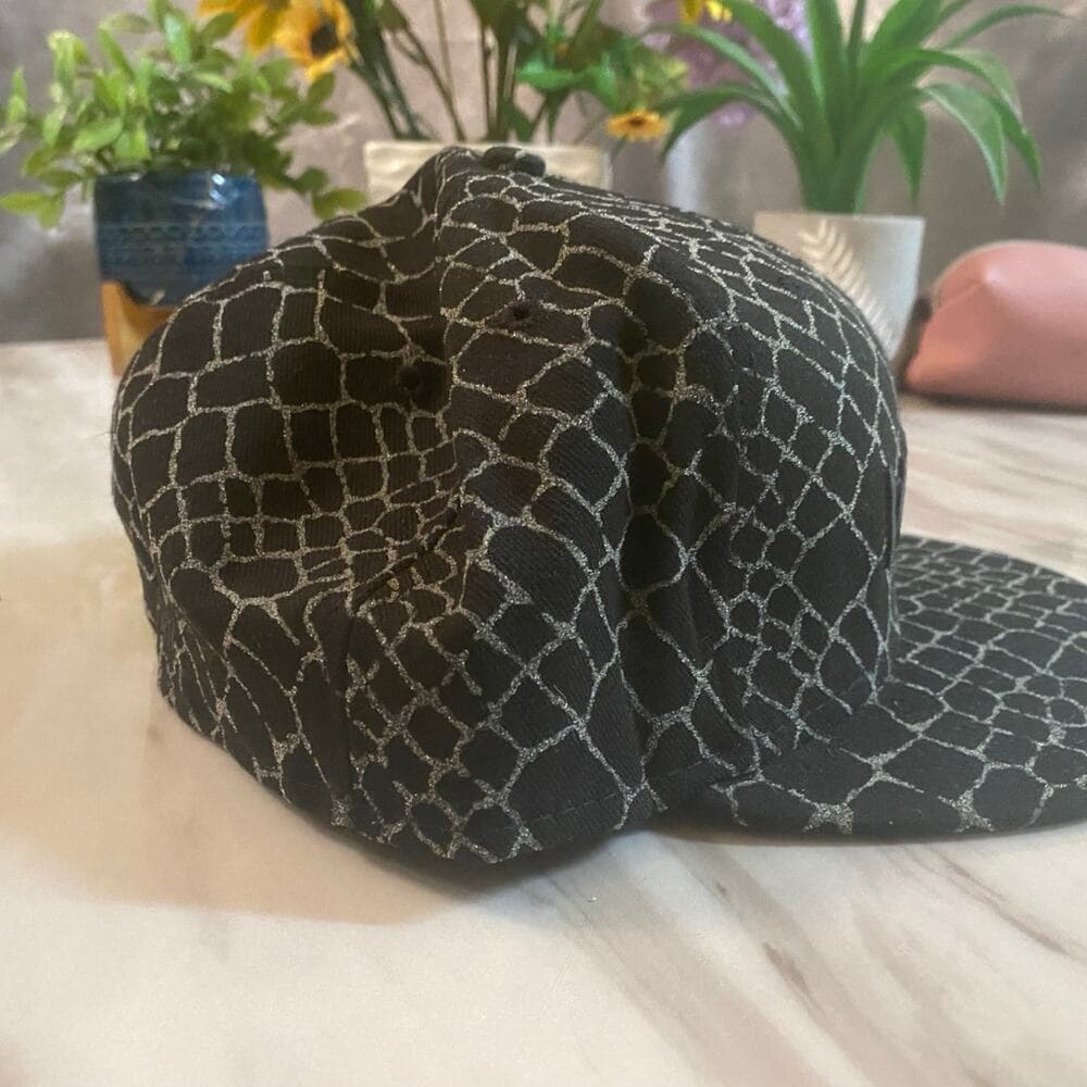 Black Bronx New Era Hat Size 7 5/8 - Thumbnail 7