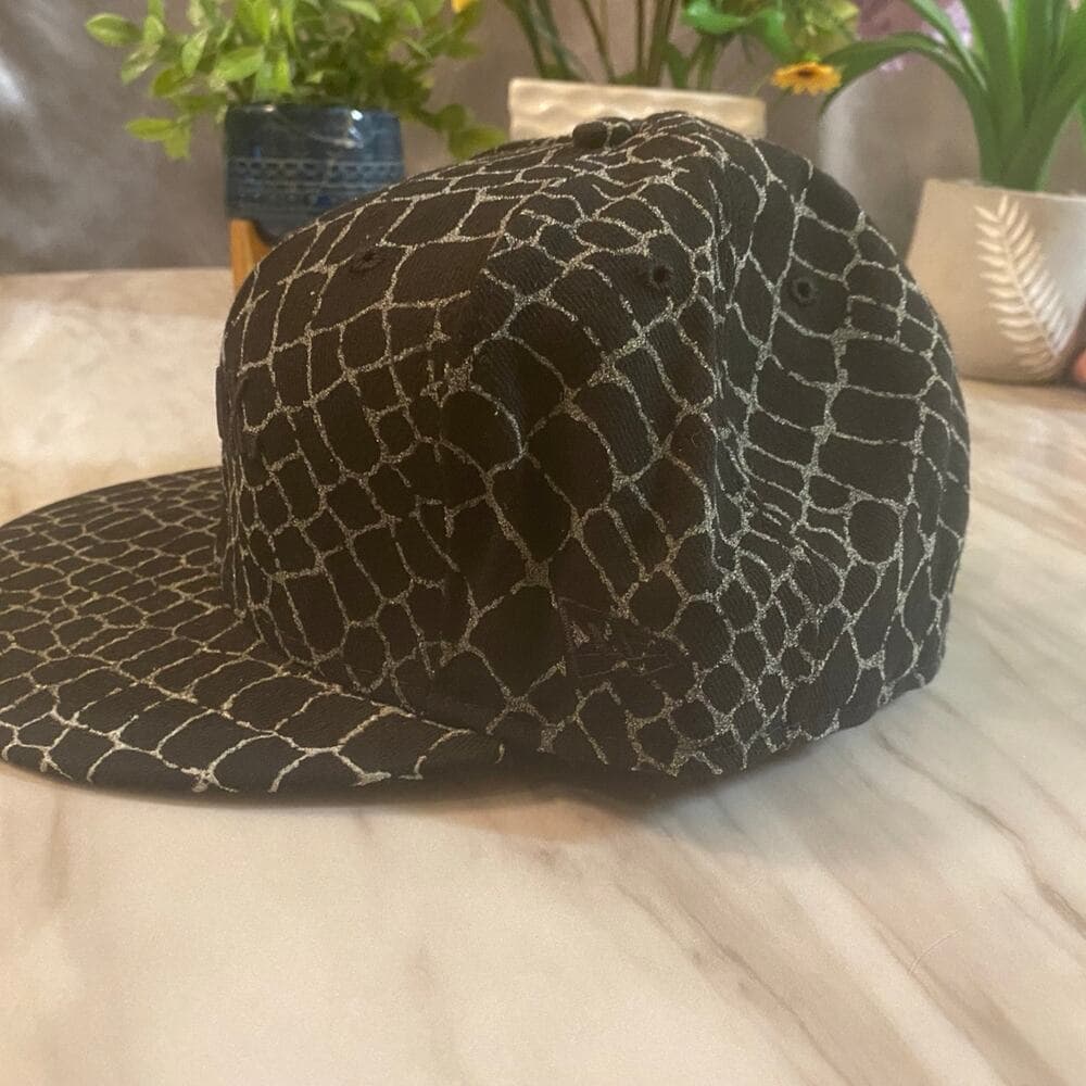 Black Bronx New Era Hat Size 7 5/8 - Thumbnail 5