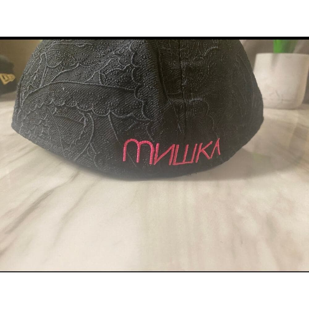 New Era Hat 7 3/4 Black & Pink - Thumbnail 2