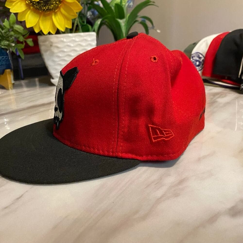 New Era Hat Size 7 5/8 - Thumbnail 2