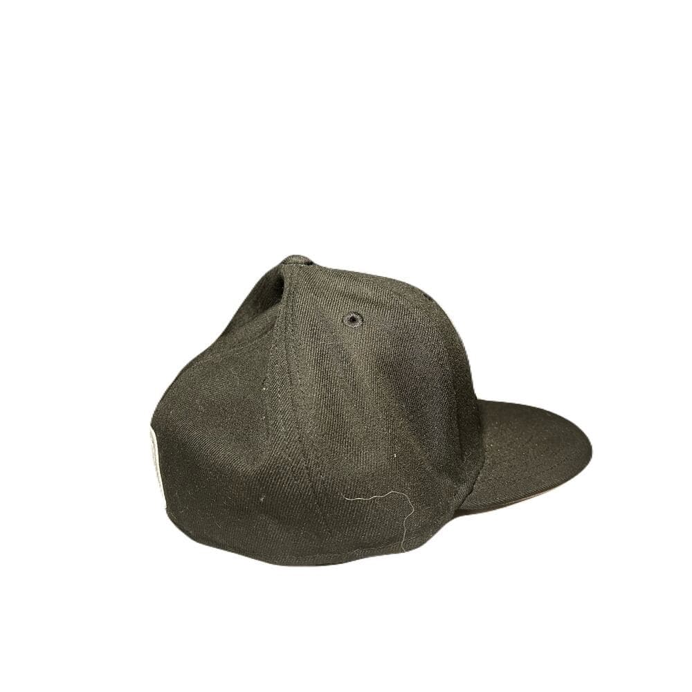 New Era Brooklyn hat Size 7 1/2 Good Condition - Thumbnail 3