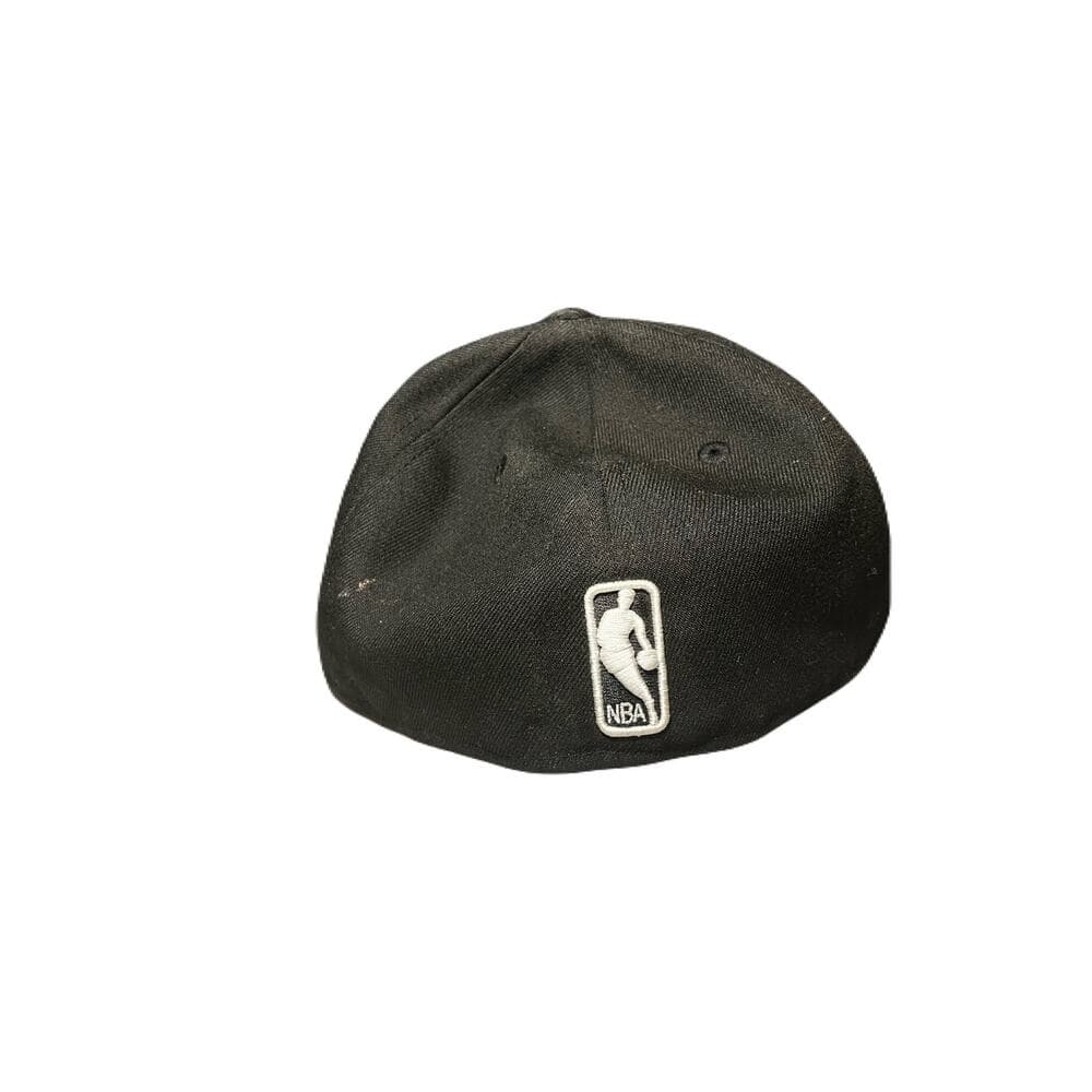 New Era Brooklyn hat Size 7 1/2 Good Condition - Thumbnail 2