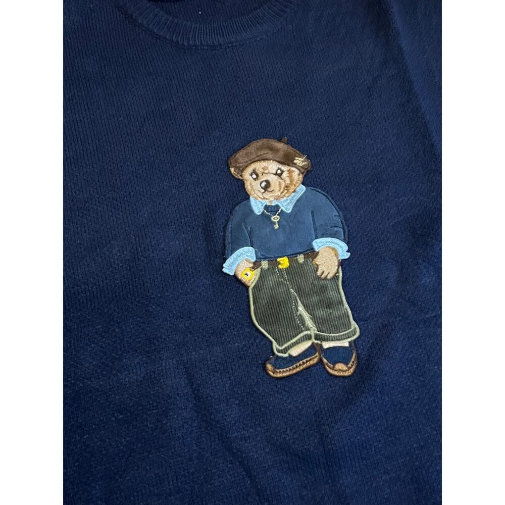 Men’s Navy Sweater Size 4XL With A Cool Bear In Front Of it