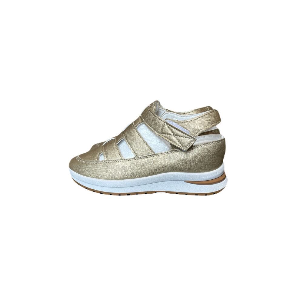 Women’s Gold Sneakers/Shoes Size 8.5 Brand New No Box - Thumbnail 2