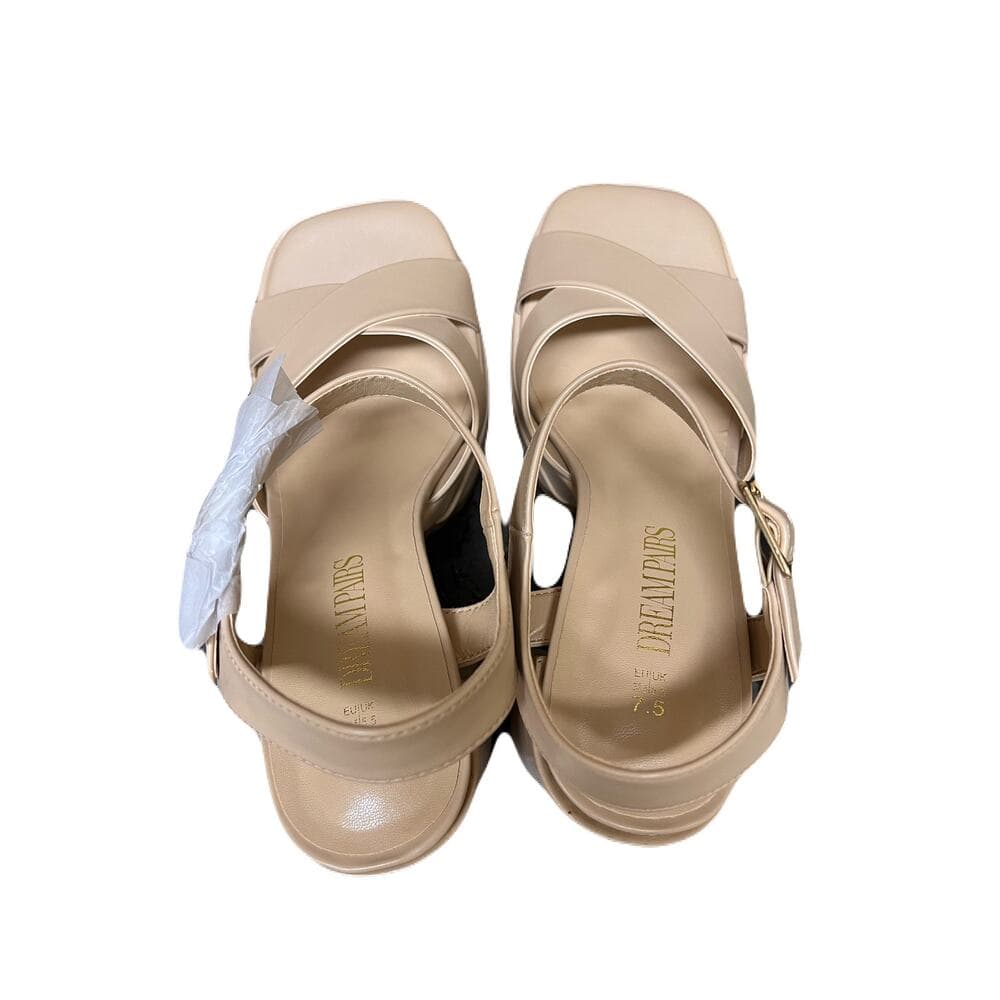 Y2K-inspired sandals feature a square open toe and a secure ankle strap sz 7.5 - Thumbnail 4
