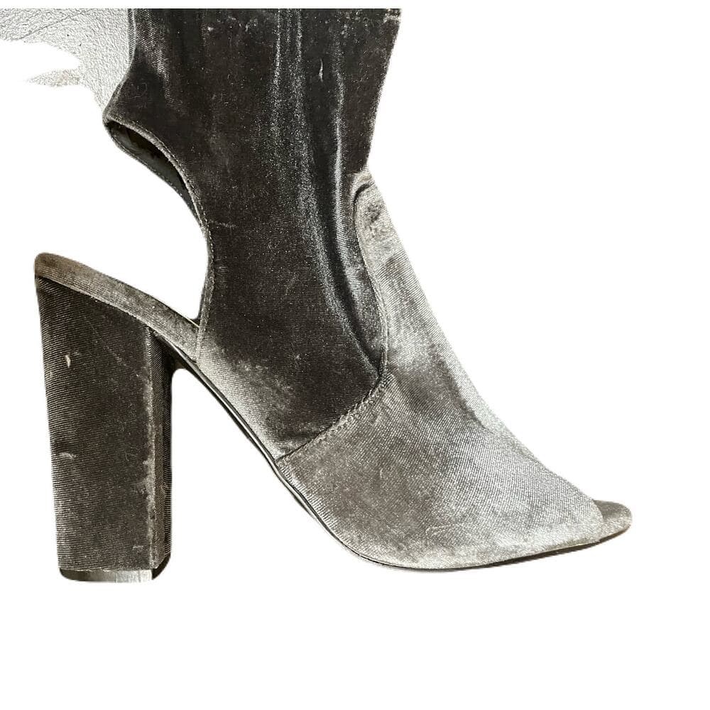 Slivers Women’s Boots Size 28” L 5” Heels Size 8.5