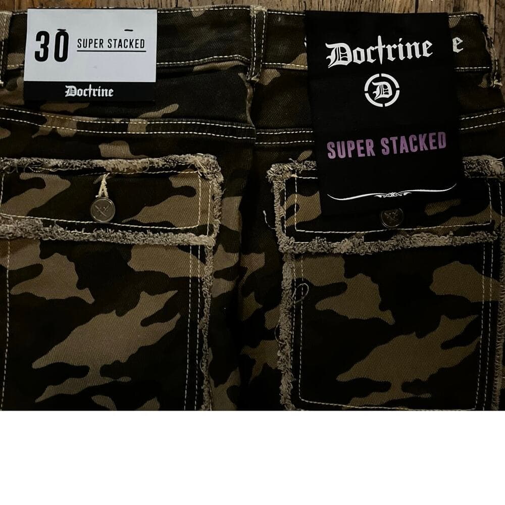 Doctrine Savant Super Stacked Jean Camo Size 30 - Thumbnail 3